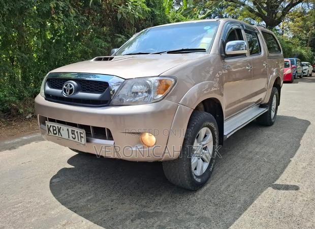Toyota Harrier 2005 Brown