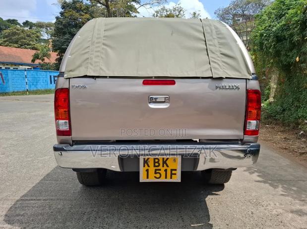Toyota Harrier 2005 Brown