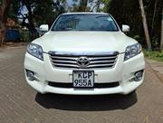 Toyota Vanguard 2010 White for sale