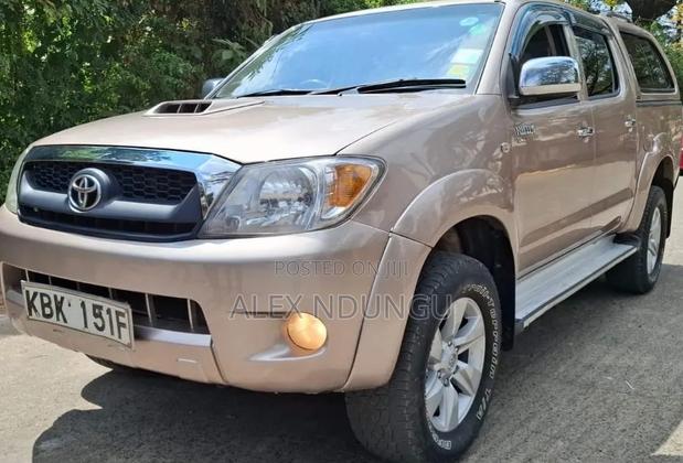 Toyota Hilux 2.5 Cab 2005 Beige