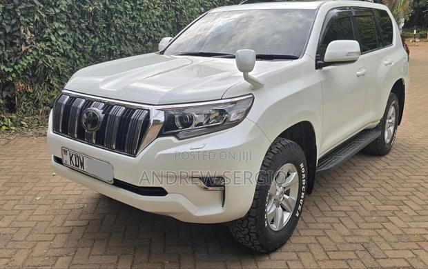 Toyota Land Cruiser Prado 2018 White