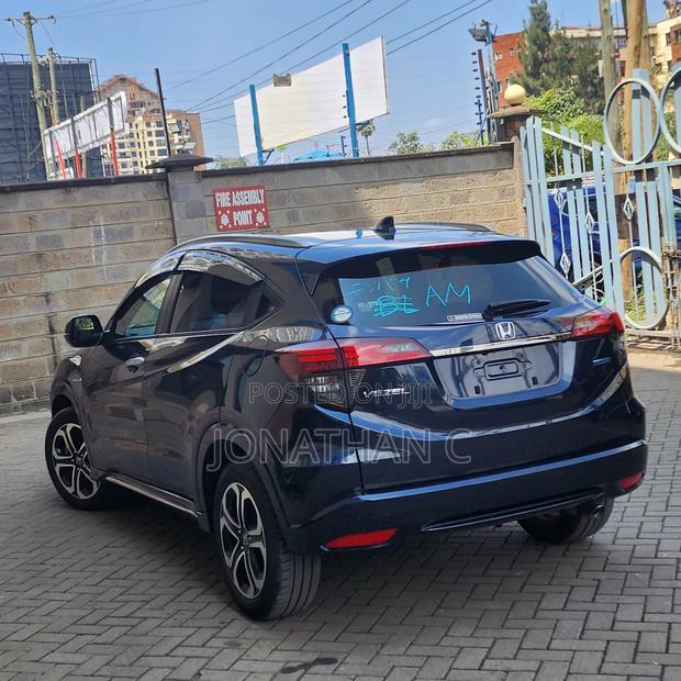 Honda Vezel 2019 Black
