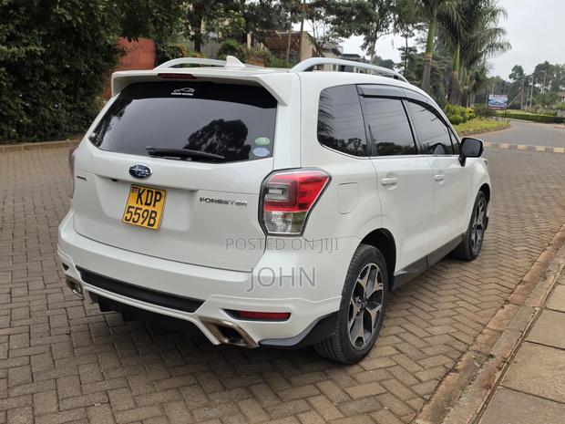 Subaru Forester 2016 Pearl