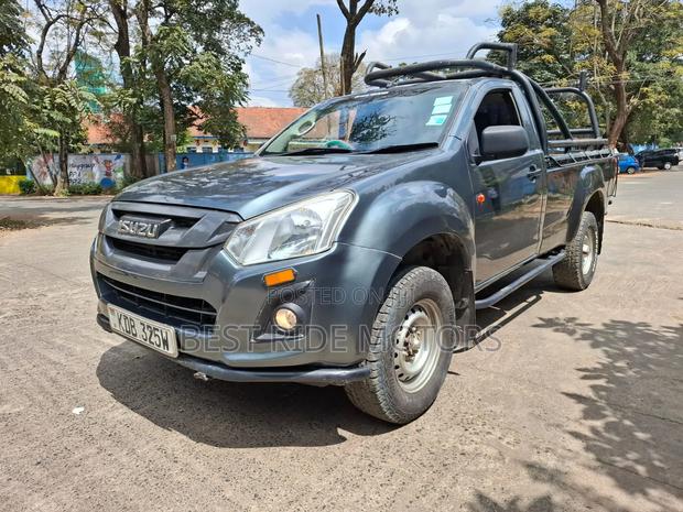 Isuzu D-MAX 2021 Gray