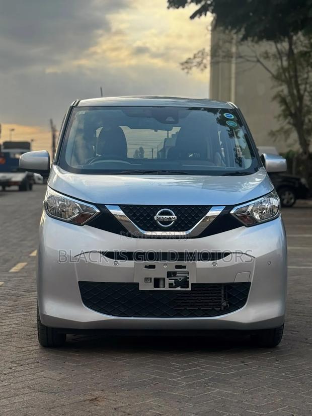Nissan Dayz 2019 Silver