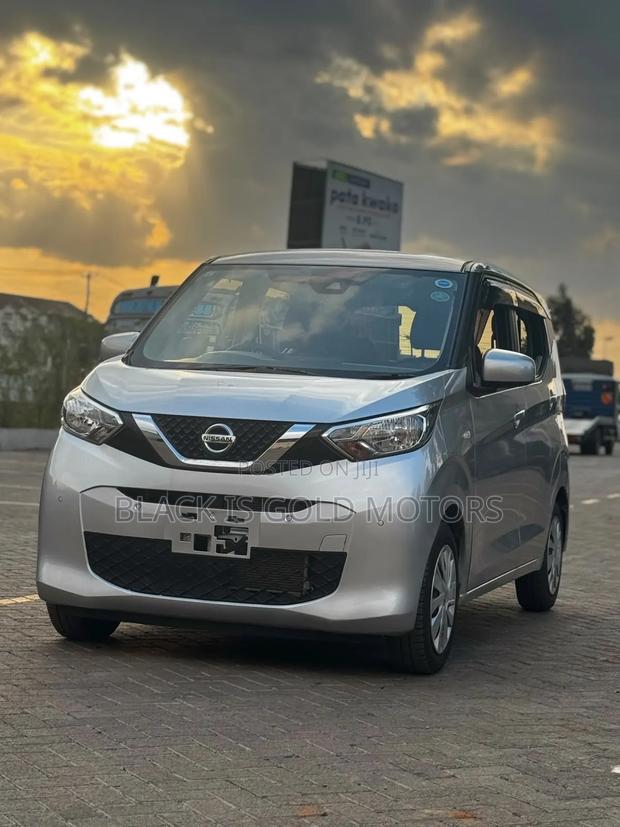 Nissan Dayz 2019 Silver