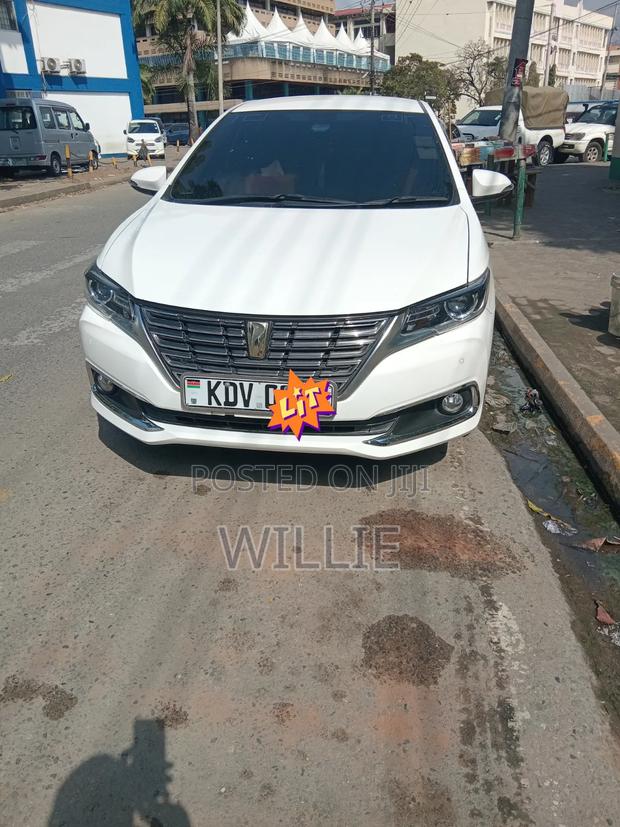 Toyota Premio 2018 White