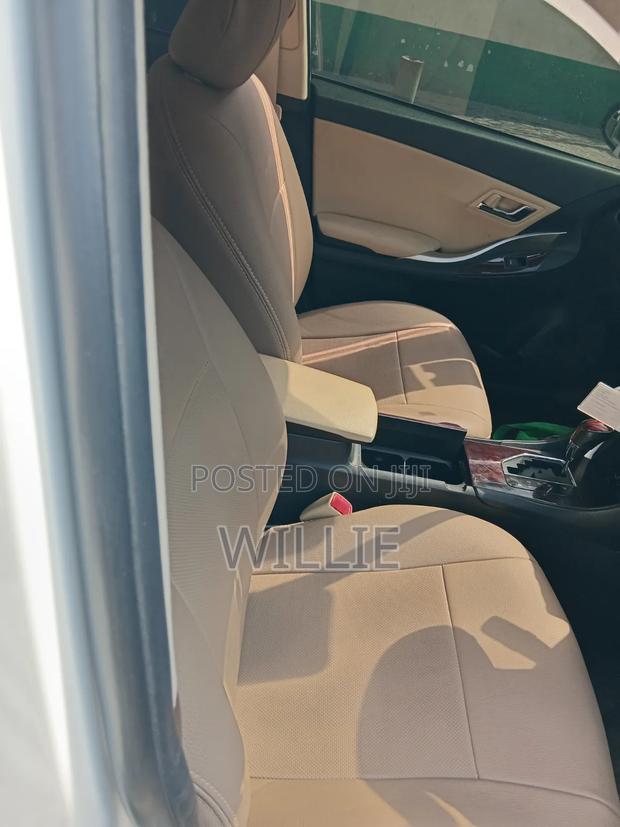 Toyota Premio 2018 White