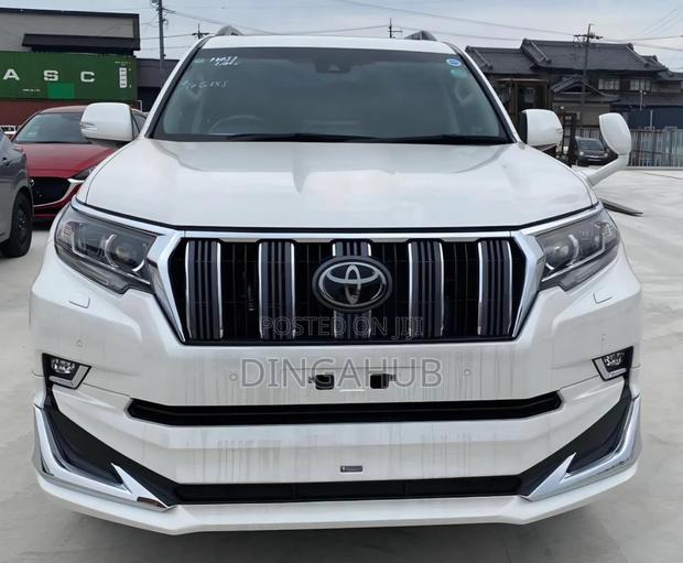 Toyota Land Cruiser Prado 2020 White