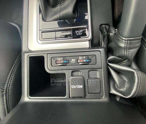 Toyota Land Cruiser Prado 2020 White