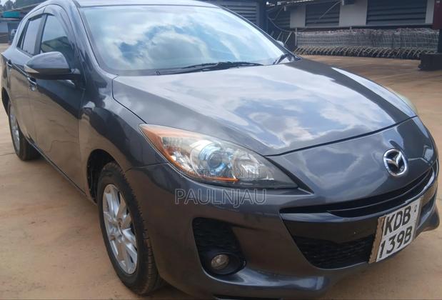 Mazda Axela SV Premium 2014 Black