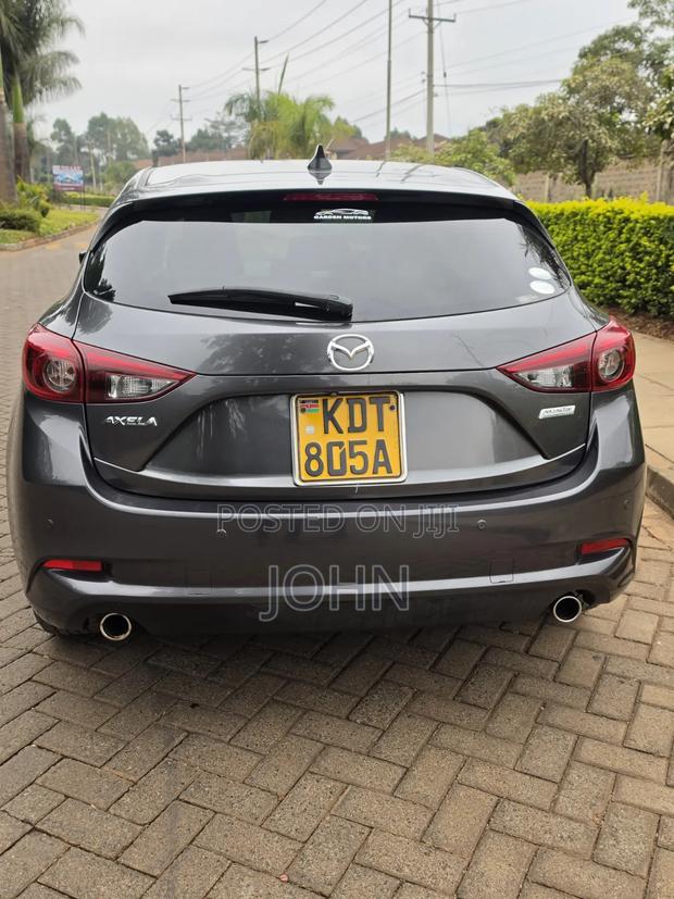 Mazda Axela 2019 Gray