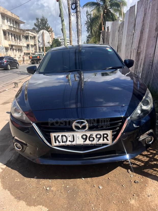 Mazda Axela 2015 Blue