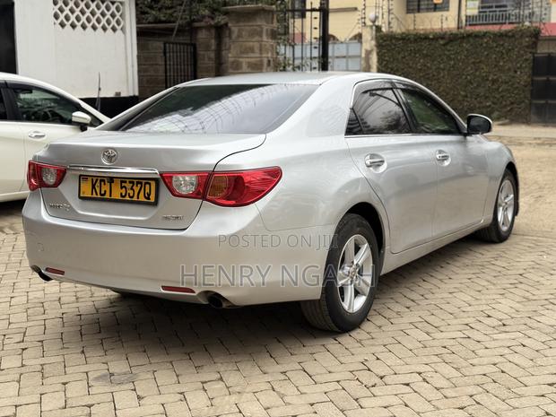 Toyota Mark X 2011 Silver