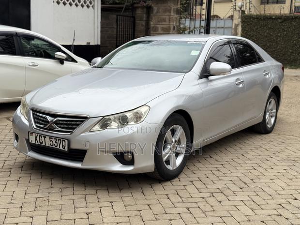 Toyota Mark X 2011 Silver