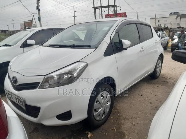 Toyota Vitz 2011 White