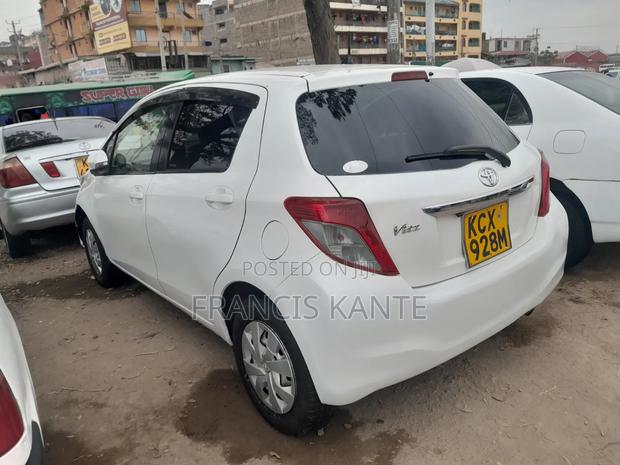 Toyota Vitz 2011 White