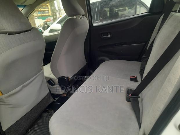 Toyota Vitz 2011 White