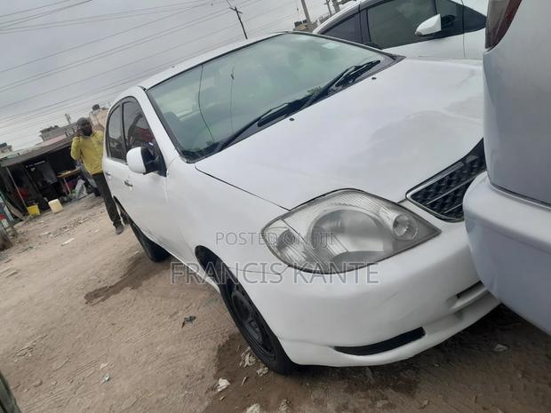 Toyota Corolla 2004 White