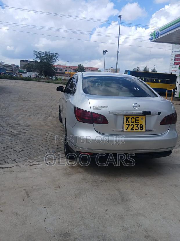 Nissan Bluebird 2008 Silver