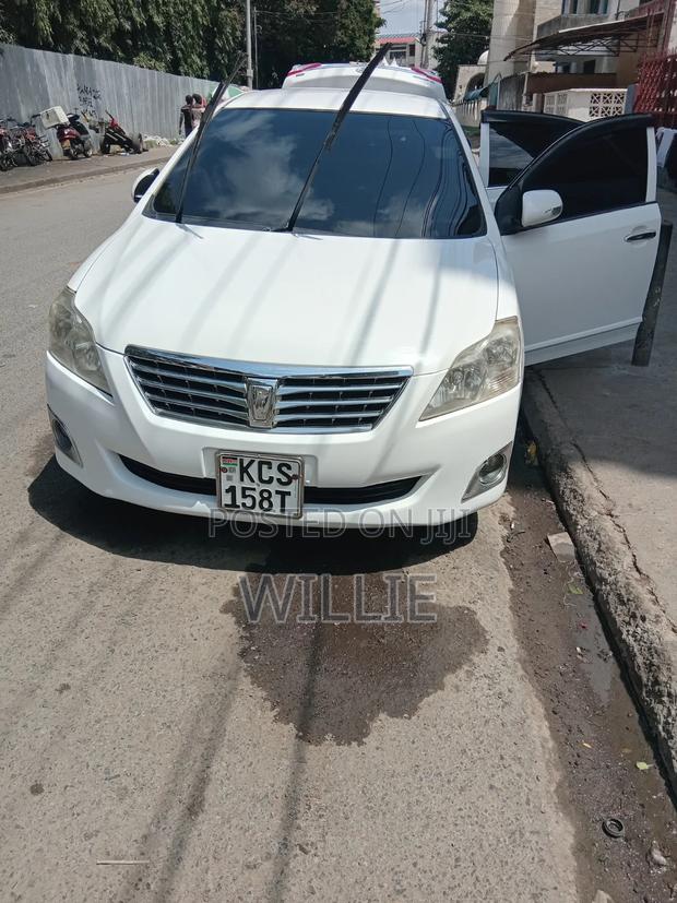 Toyota Premio 2011 White