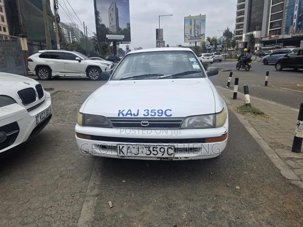 Toyota T100 1992 White