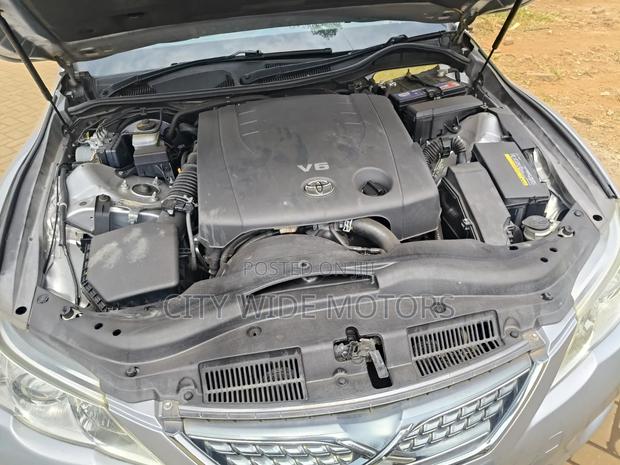 Toyota Mark X 2011 Silver