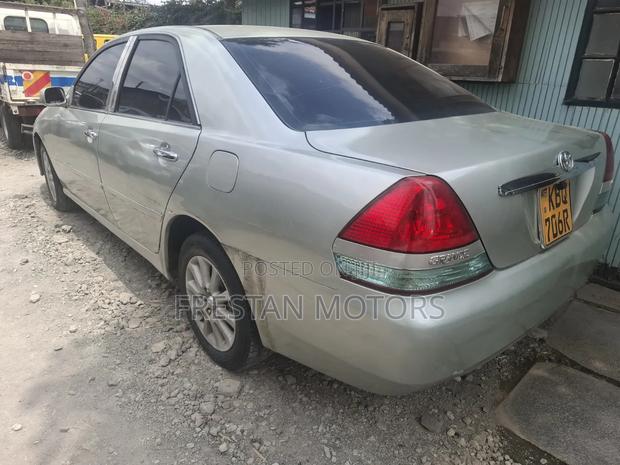 Toyota Mark II 2004 Silver