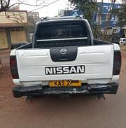 Nissan Hardbody 2002 White for sale