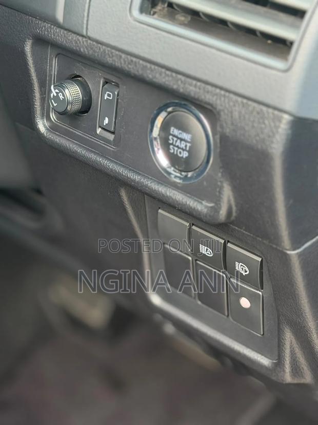 Toyota Land Cruiser Prado 2019 Gray