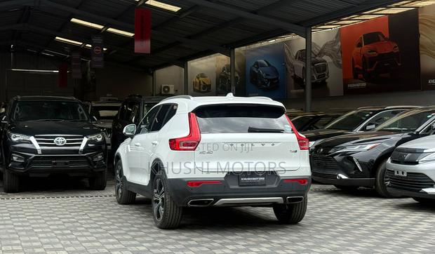 Volvo XC40 2019 White