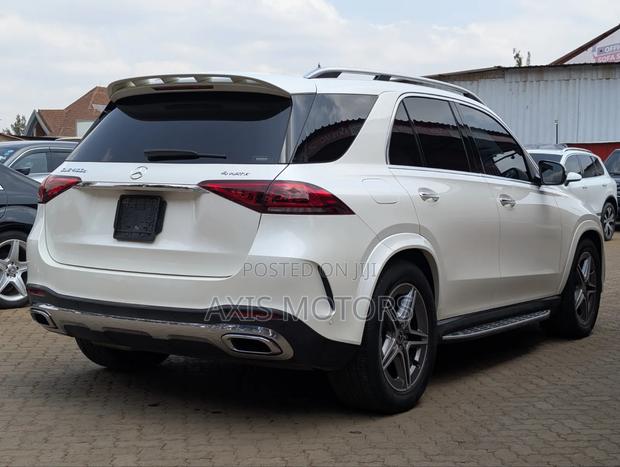 Mercedes-Benz GLE-Class 2019 White