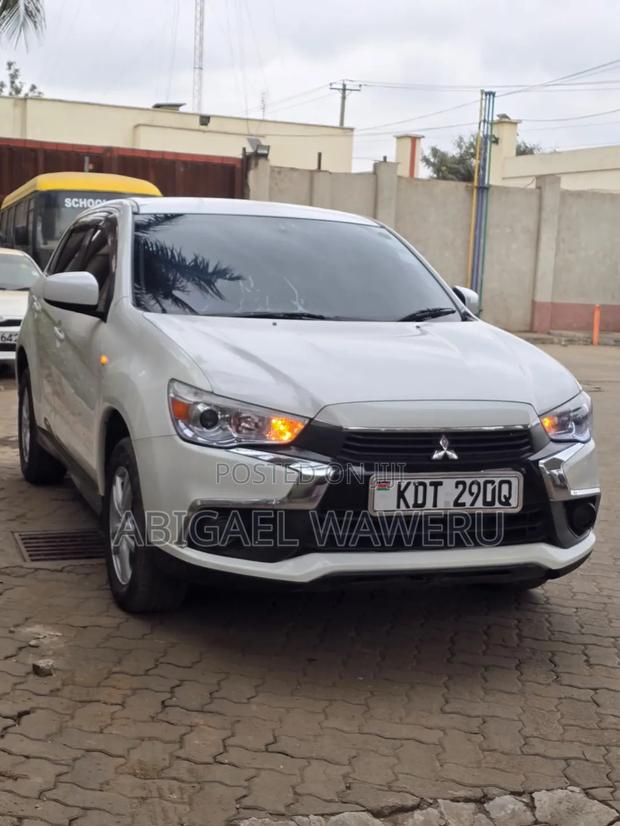 Mitsubishi Outlander 2017 White