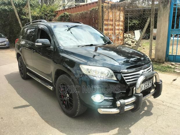 Toyota Vanguard 2013 Black