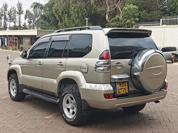 Toyota Land Cruiser Prado 2006