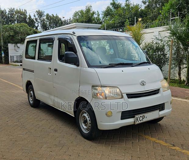 Toyota TownAce 2010 White
