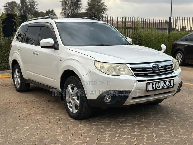 Subaru Forester 2011 White