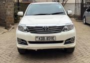 Toyota Fortuner 2.7 AWD 2013 White for sale