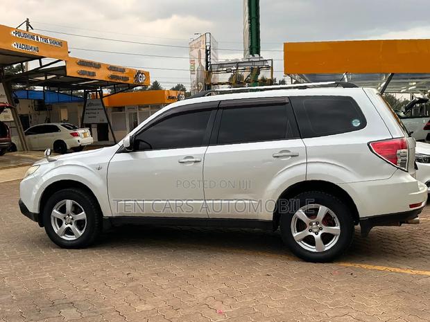 Subaru Forester 2011 White