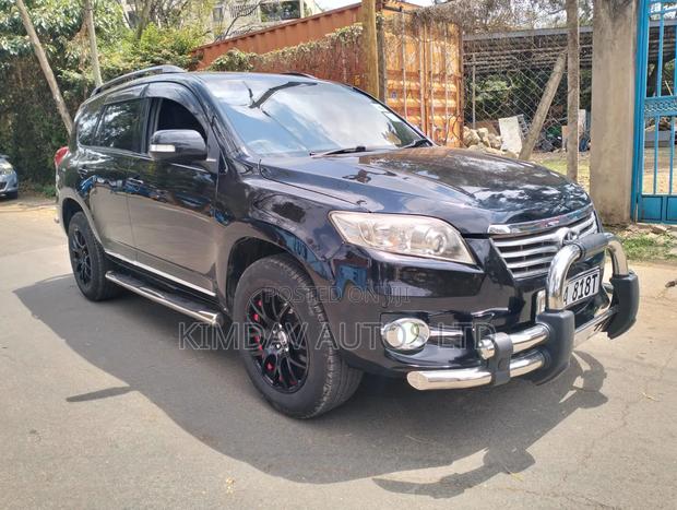 Toyota Vanguard 2013 Black
