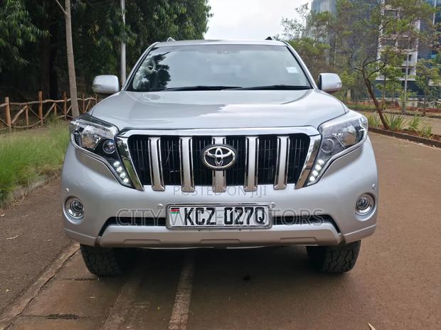 Toyota Land Cruiser Prado 2014 Silver