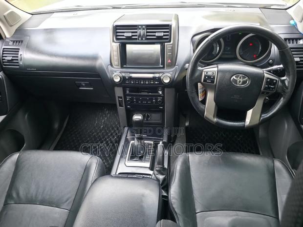Toyota Land Cruiser Prado 2014 Silver