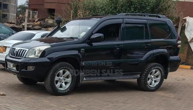 Toyota Land Cruiser Prado 3.0 D-4D 5dr 2006 Black