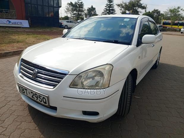 Toyota Premio 2005 White