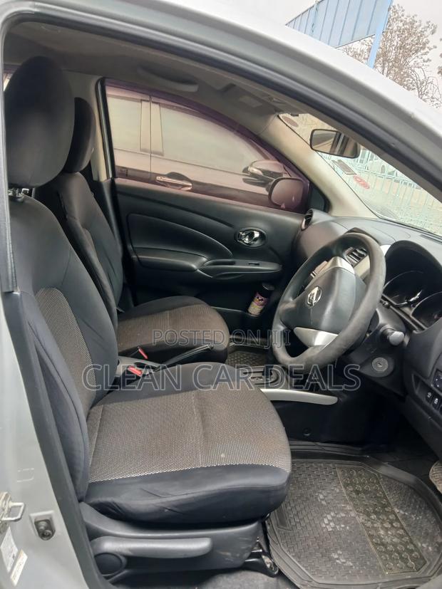 Nissan Latio 1.2 2015 Silver