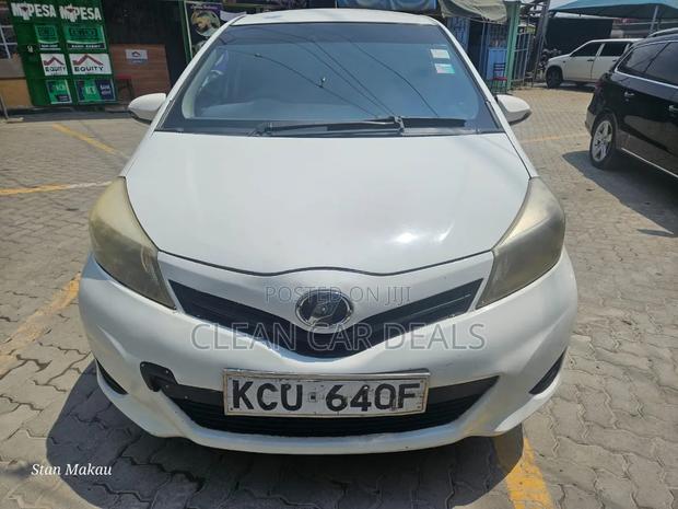 Toyota Vitz 2012 White