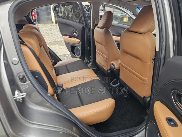 Honda Vezel 2019 Gray