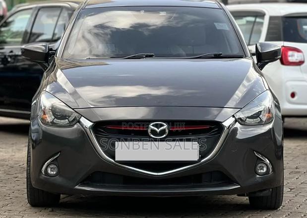 Mazda Demio 2018 Gray