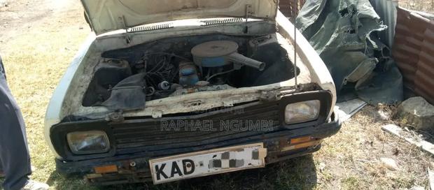 Nissan Pick-Up 1994 Off white