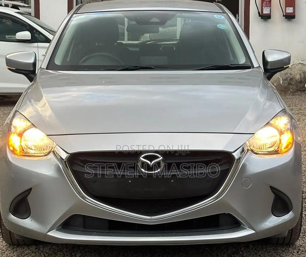 Mazda Demio 2019 Silver